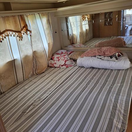 Pirttiniemen Lomakylae Hotel Muurasjärvi Kültér fotó