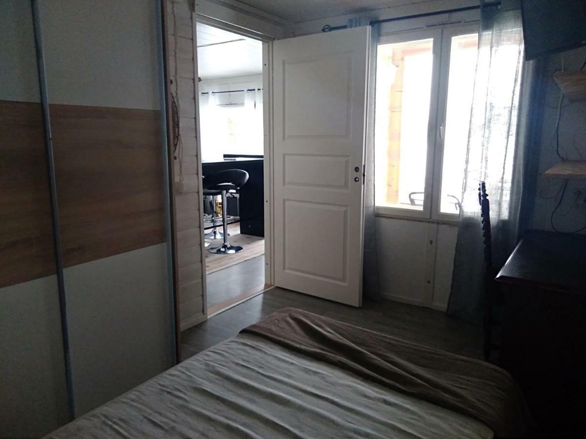 Pirttiniemen Lomakylae Hotel Muurasjärvi Kültér fotó