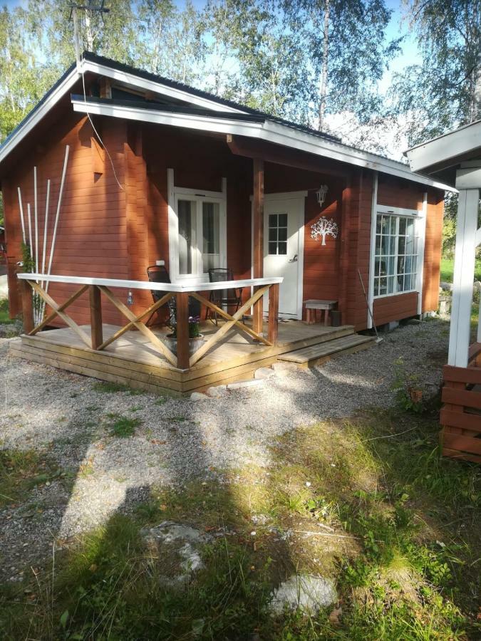 Pirttiniemen Lomakylae Hotel Muurasjärvi Kültér fotó
